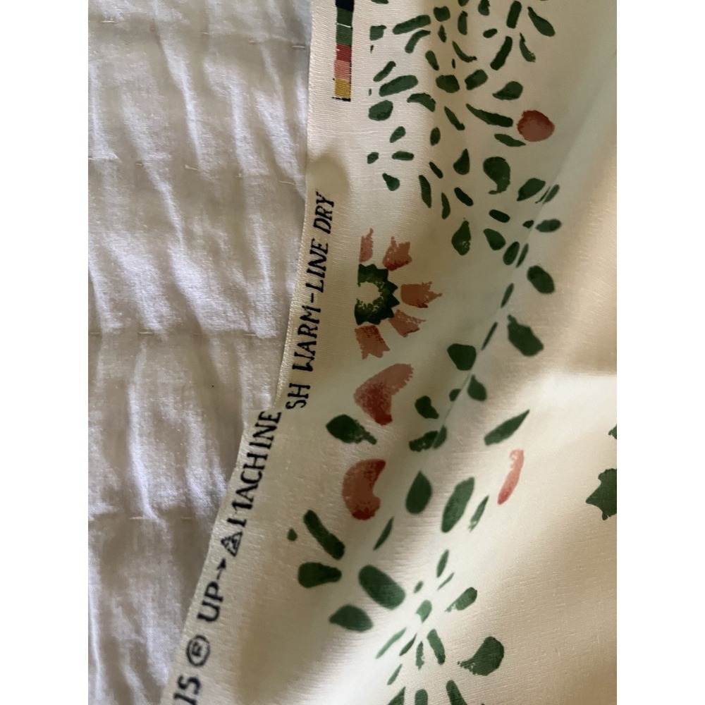 Waverly Fitch House Stencil Fabric Piece 2.3 Yards Vintage Stamped Look Floral - Picture 8 of 9